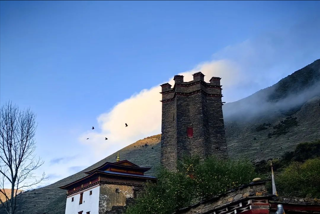 国内自驾游最经典的27条路线，适合退休人士，争取一年走2条！