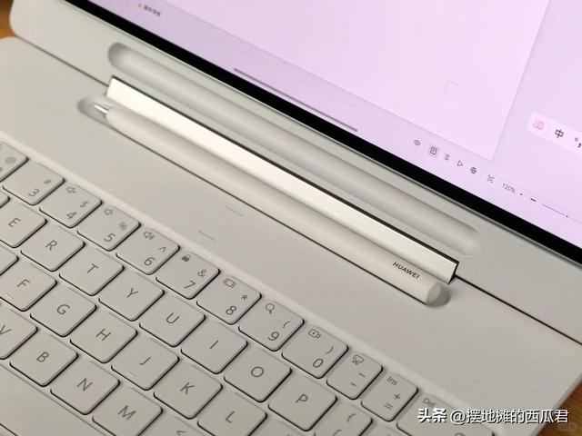 如何评价华为发布的新款鸿蒙平板电脑 MatePad Pro 12.2 英寸？