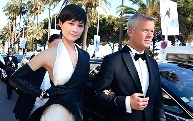 嫁法国老头真相澄清5个月，41岁李宇春近况曝光，丝毫不觉得意外