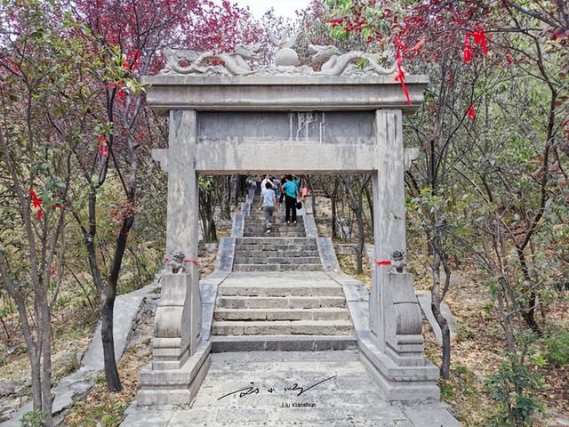 河南这座寺庙太 “委屈”？曾经与少林寺齐名，如今却游客寥寥？