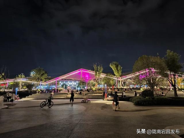 古韵新姿话成县：山水人文与产业的交响
