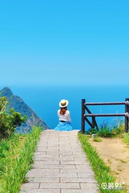 步道尽头无敌海景在眼前！IG必打卡热狗堡公交车站东北角一日游