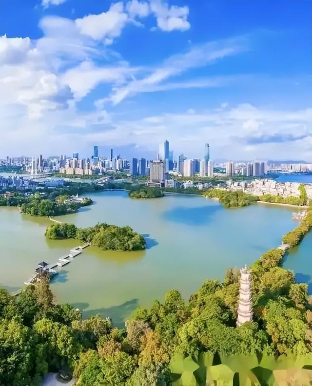 徐州武汉惠州文宣化用济南"一城山色半城湖"风情迥异谈 | 徐景洲