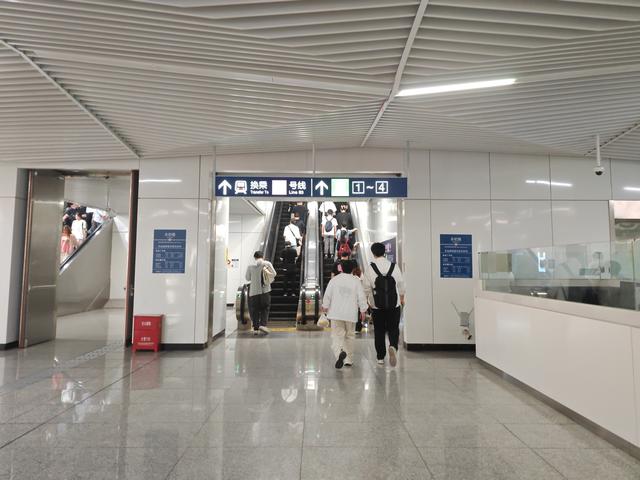 悦活里来南京了，这份导购攻略也来了
