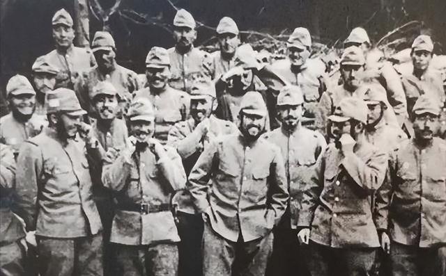 日本宪兵的日记：日本兵当着10几个男人的面糟蹋了一个中国女人