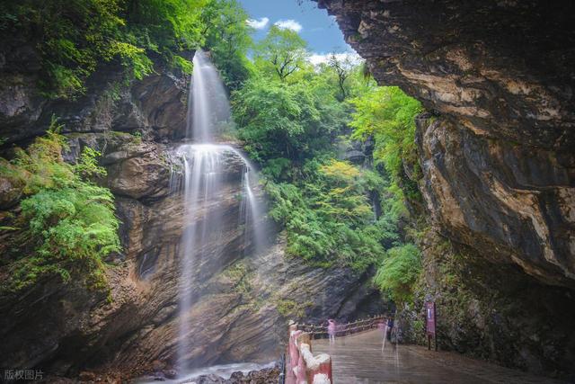 甘肃旅游，最值得去的20个地方，少去一个都会遗憾