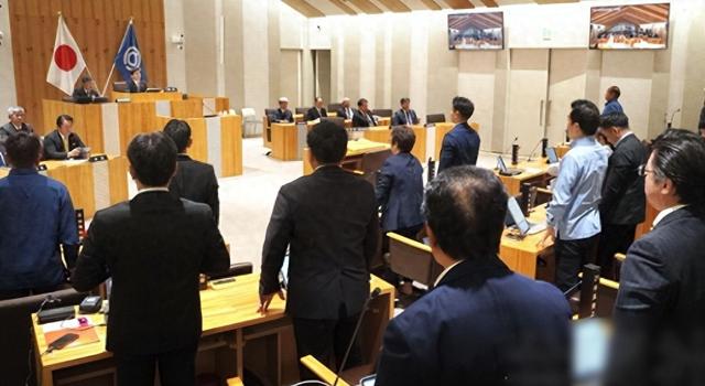 日本通告全球，将强登钓鱼岛？中方已经增兵	，普京政府也选边站了