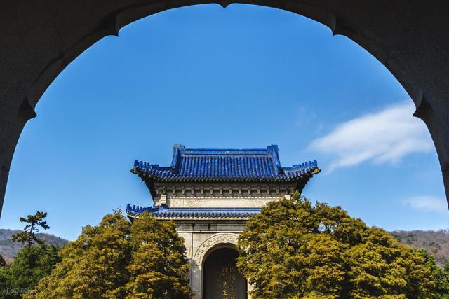 南京最值得去的10个免费景点推荐，不花一分钱玩转金陵城！快码住