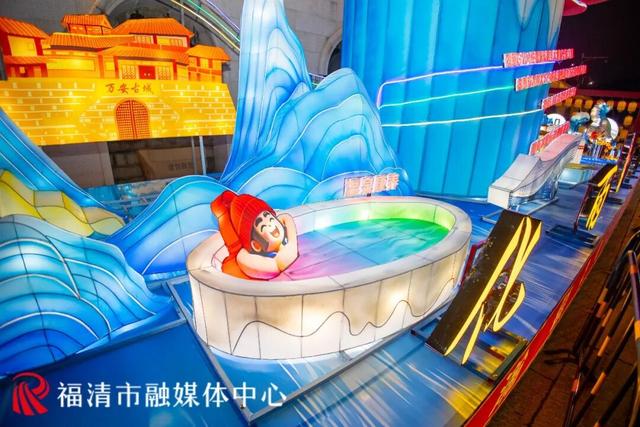 流光溢彩！东瀚“四骏”花灯惊艳亮相！