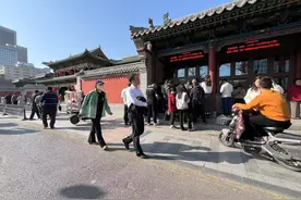 太原督军府旧址晋商博物院告别免费参观，普通游客收费每人次19元图片