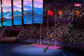 独家视频丨杭州亚残运会开幕式升国旗，奏唱国歌！图片