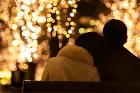 女性发出“嗯” 声，在两性交往中是什么意思？图片