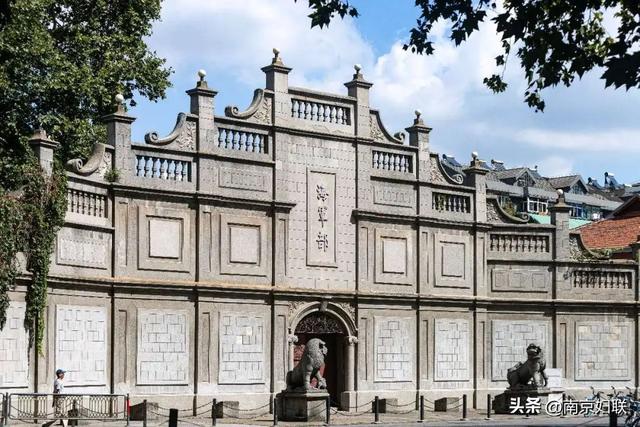 今天，乘坐5号线到朝天宫看一场重磅大展“江之永矣——江南地域早期文明特展”