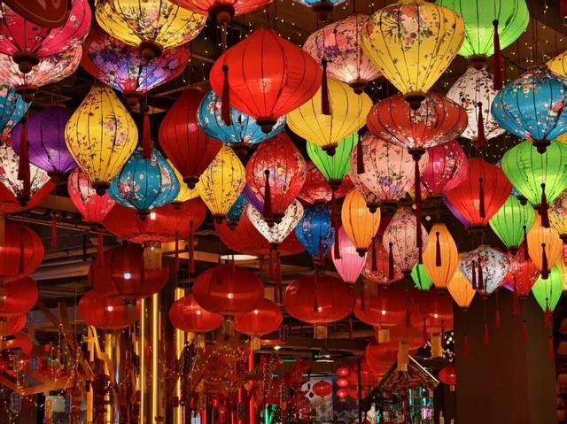 冰城闹元宵 | 来哈尔滨打卡人间烟火，共度团圆佳节