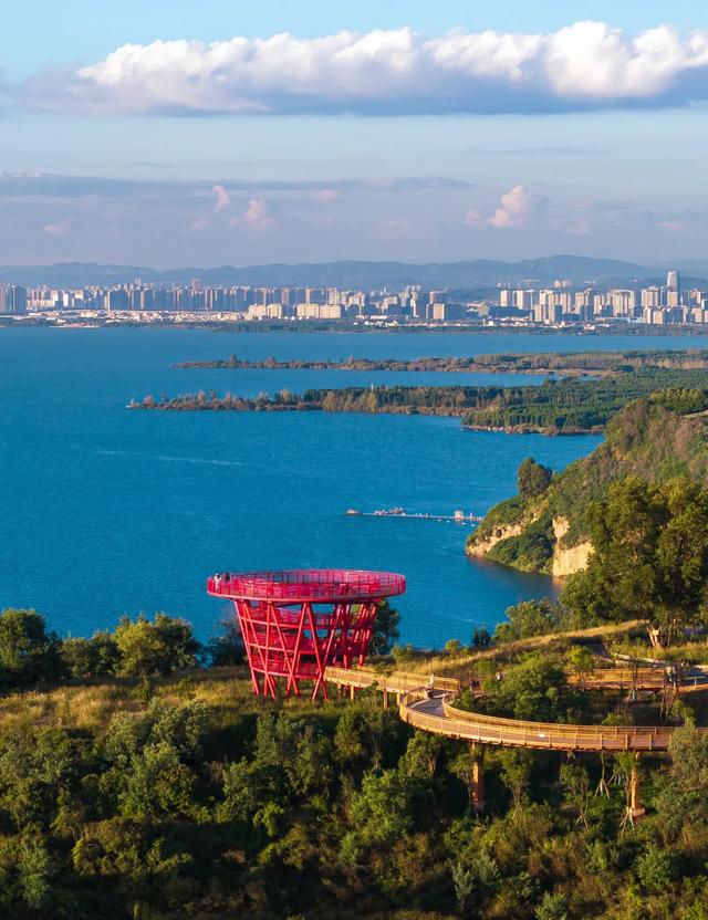 昆明人狂喜！昆明滇池正在发生巨变，这些地方身价要暴涨！