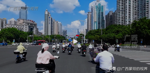 走了一趟南宁民族大道之后，我要向南宁道个歉：我以前低估你了！