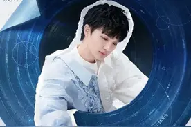 周深演唱会交通出行指南来啦！青岛还为你准备了多重专属福利，千万别错过图片