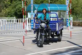 一省最低140元考摩托车驾照！公安部：让农民考证、领证更便利！图片