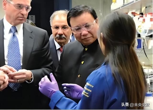 报应来了！捐给美国7千万，满嘴“中国穷关我啥事	”	，如今破产了