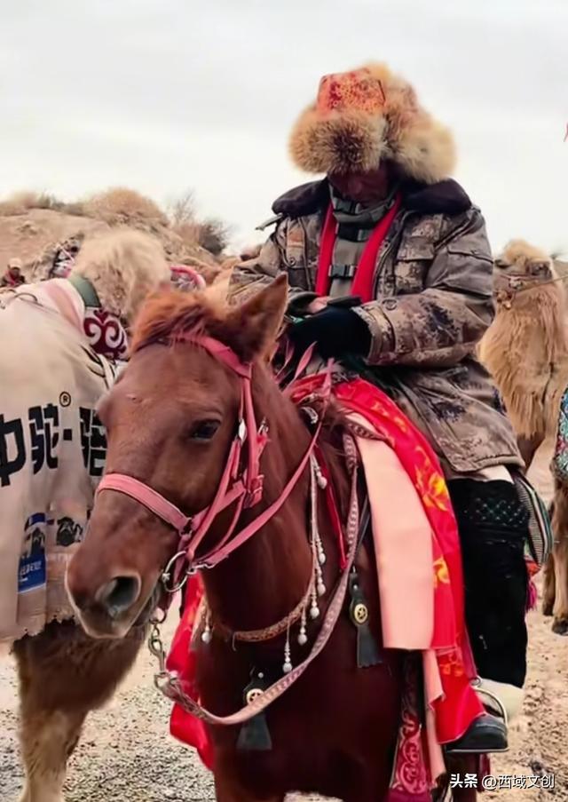 特稿｜驼铃声声传古韵 丝路古城燃篝火 张耀宇/文 焦庆祖/图