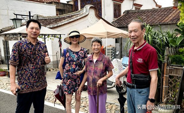 月港古街堤畔，听涛轩用餐：八方食客皆欣赏，小楼小院快乐悠长…