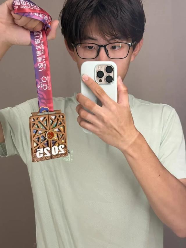 厉害了！20天1850公里！沈阳少年独自骑行到武汉上大学