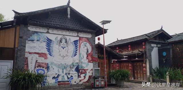 乘旅游专线游丽江的观音峡