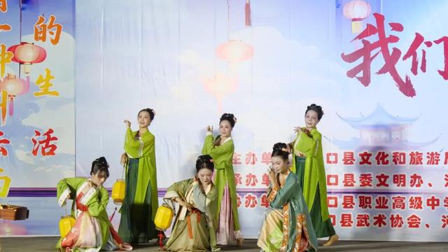 网络中国节·中秋 | 在河口，中越朋友共庆中秋！