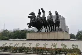 洛阳天子驾六车马坑发掘后规模宏大，为何又回填？图片