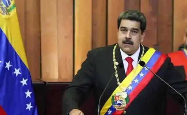 美国回应来了！香港油船被扣后白宫：对委石油“隔离”至少2个月