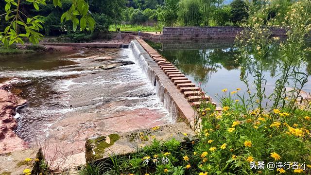 唐蕃古道上的古驿站，水墨山水里的上里镇