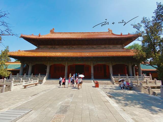 山东有个历史悠久的县级市，举世闻名，又被称作“东方耶路撒冷”
