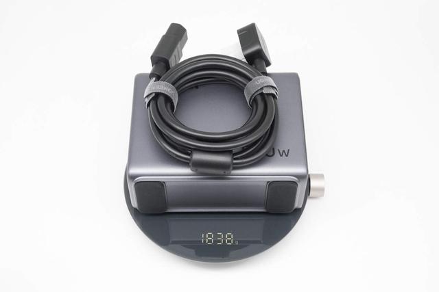 业界首款满血版PD3.1快充，绿联500W氮化镓充电器拆解