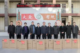 渭南兔博士口腔医院情系陇海初级中学 爱心捐赠油汀 让学生温暖过冬图片