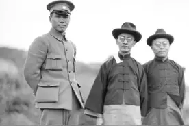 民国史笔记43: 国民党蒋，汪，胡三巨头的分合及历史影响图片