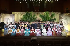歌剧《费加罗的婚礼》成功上演纪念沈阳音乐学院建校85周年图片
