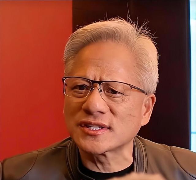 人民日报怒评！美国芯片埋雷，中国数万辆新能源汽车面临失控风险