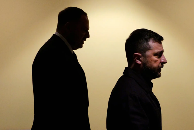 特朗普下达“最后通牒”，泽连斯基的结局，注定是个悲剧