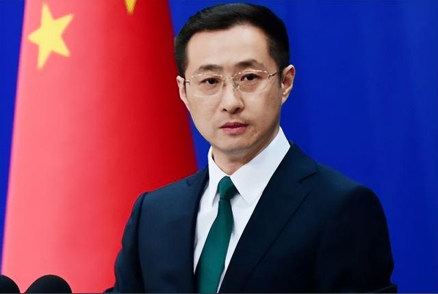 乌方访华回国后	，泽连斯基向全球通告将制裁中方，理由可笑至极