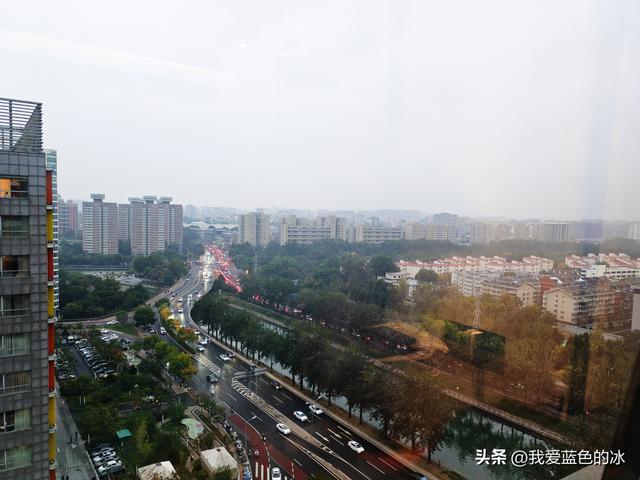 因为住得近，正好逛逛北京的玲珑塔公园