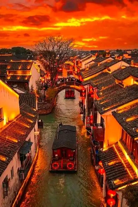 江苏苏州旅游攻略:古典韵味与现代魅力的完美融合
