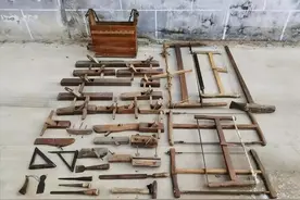 80年代农村老木匠用的14种工具，曾经靠它们赚钱养家，认识几种？图片