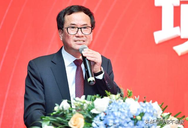 国家出手5位首富被抓！有些已入外籍，原因曝光，早该迎来这一天