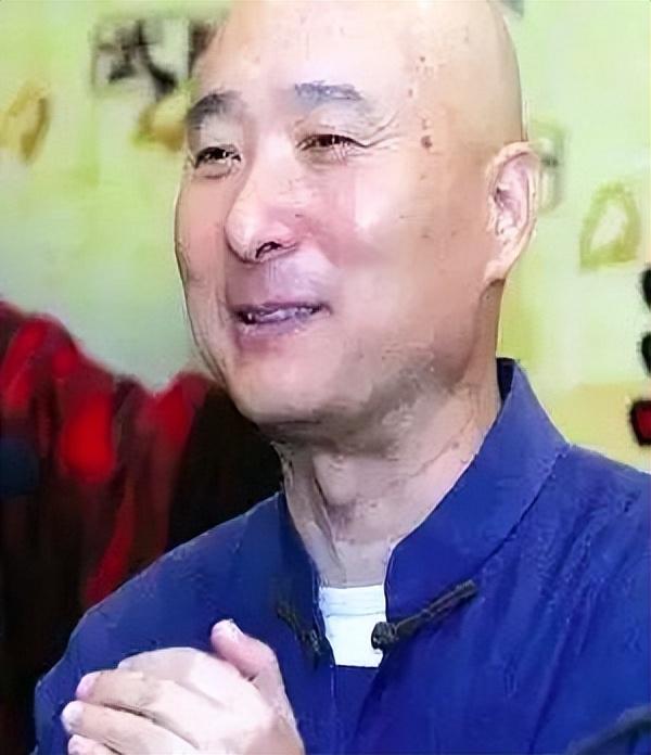 71岁过气陈佩斯遭嘲讽！《戏台》8000万票房狠狠打脸质疑声