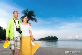 2023年10月退休的正高三级教师，2025年理顺后的养老金有多少？图片