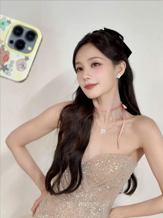 美图福利(17)，林允、杨幂、卢昱晓、宋雨琦、李一桐、孔雪儿