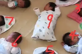 最“累”姥姥出现，3胞胎女儿各生3胞胎，三三得九，开幼儿园吧图片