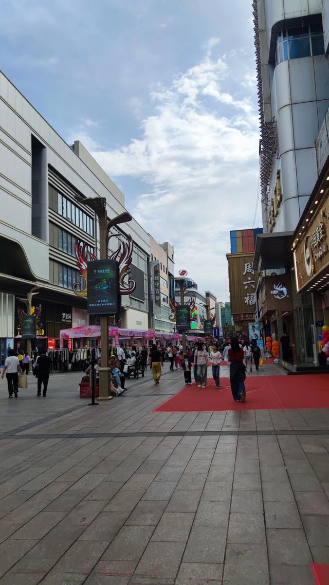 第一次来银川，毫无目的瞎逛一天