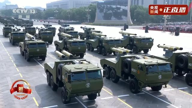 不装了！一口气看完九三大阅兵武器装备！谁说我们一个也不认识？
