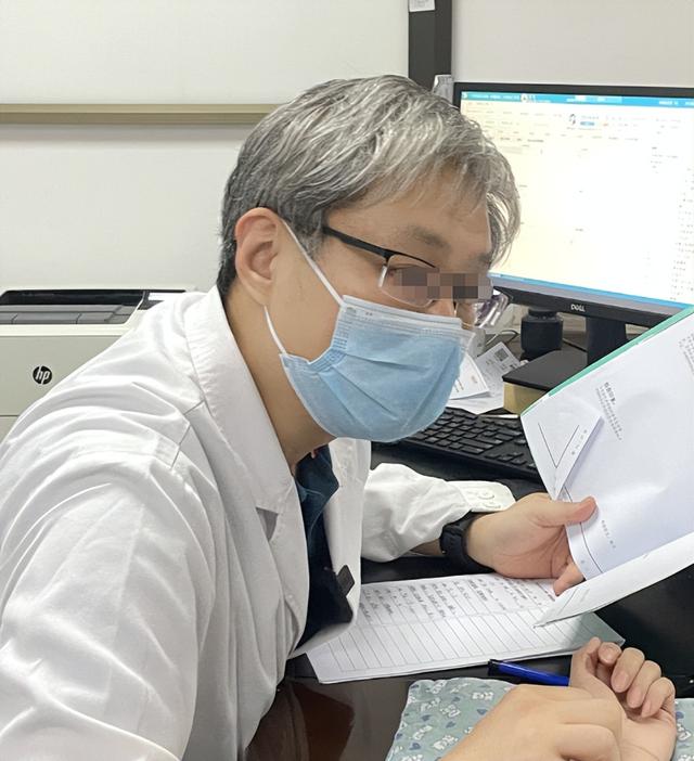 62岁大哥吃阿司匹林和利伐沙班，1年后复查	，结果如何了